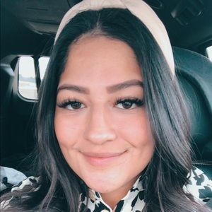 Meet your Posher, Giselle